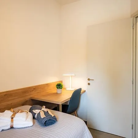 Erato - Newly Renovated With Parking Appartement La Canée