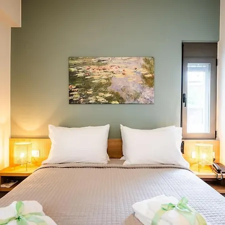 Erato - Newly Renovated With Parking