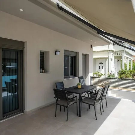 Διαμέρισμα Erato - Newly Renovated With Parking