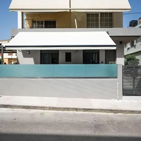 Erato - Newly Renovated With Parking 干尼亞