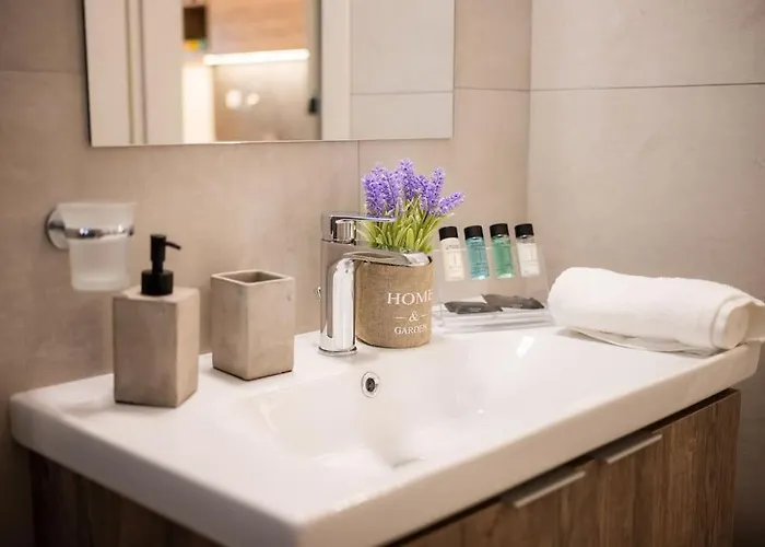 Erato - Newly Renovated With Parking * Chania (Crete)